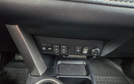 Toyota RAV4, 2017 год, 3 120 000 рублей, 18 фотография