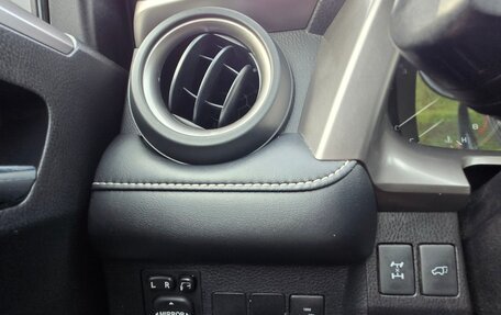 Toyota RAV4, 2017 год, 3 120 000 рублей, 19 фотография