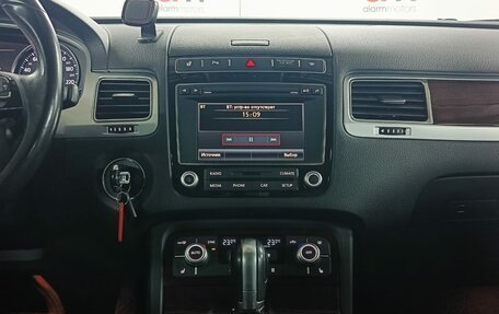 Volkswagen Touareg III, 2015 год, 2 499 000 рублей, 15 фотография