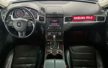 Volkswagen Touareg III, 2015 год, 2 499 000 рублей, 9 фотография