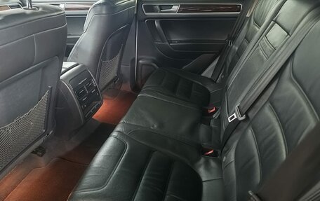 Volkswagen Touareg III, 2015 год, 2 499 000 рублей, 20 фотография