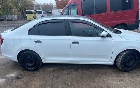 Skoda Rapid I, 2017 год, 700 000 рублей, 4 фотография