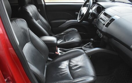 Mitsubishi Outlander III рестайлинг 3, 2008 год, 790 000 рублей, 10 фотография