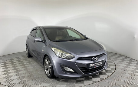 Hyundai i30 II рестайлинг, 2013 год, 1 047 000 рублей, 3 фотография