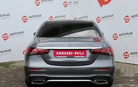 Mercedes-Benz E-Класс, 2022 год, 5 555 000 рублей, 6 фотография