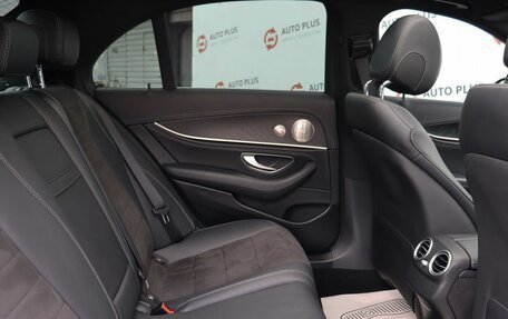 Mercedes-Benz E-Класс, 2022 год, 5 555 000 рублей, 15 фотография