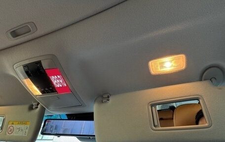 Toyota Land Cruiser Prado 150 рестайлинг 2, 2021 год, 4 550 000 рублей, 27 фотография