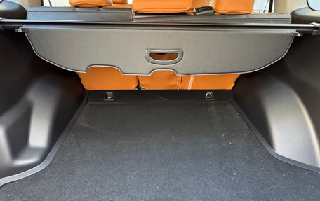 Toyota Land Cruiser Prado 150 рестайлинг 2, 2021 год, 4 550 000 рублей, 32 фотография