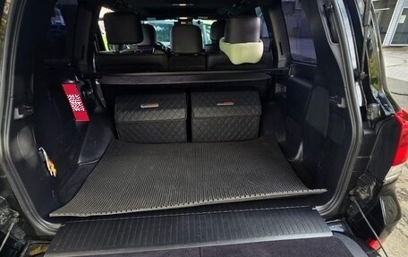 Toyota Land Cruiser 200, 2018 год, 6 500 000 рублей, 5 фотография