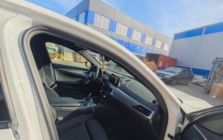 BMW 5 серия, 2019 год, 3 950 000 рублей, 12 фотография