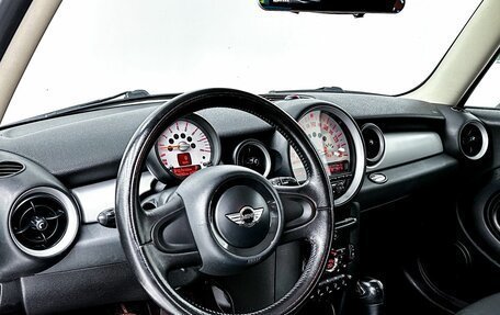 MINI Hatch, 2011 год, 1 350 000 рублей, 18 фотография