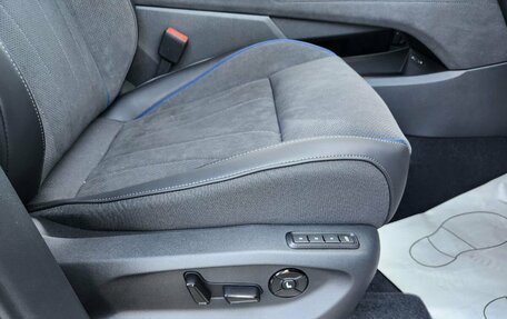 Volkswagen Tiguan, 2025 год, 5 490 000 рублей, 13 фотография