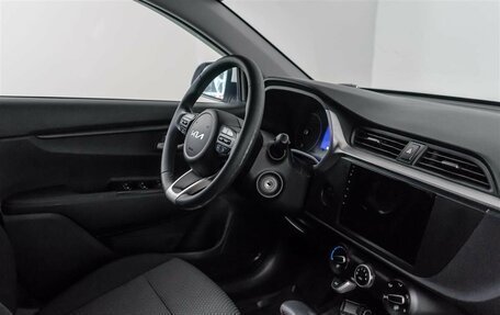 KIA Rio IV, 2021 год, 1 519 000 рублей, 13 фотография