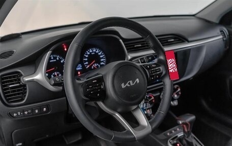 KIA Rio IV, 2021 год, 1 519 000 рублей, 12 фотография