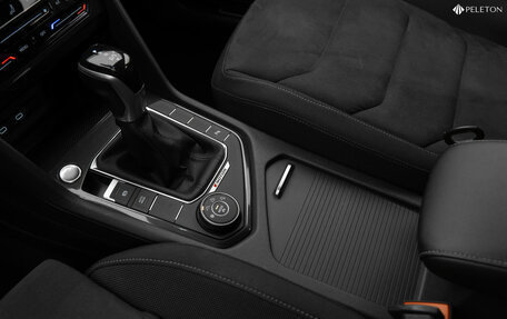 Volkswagen Tiguan II, 2021 год, 3 630 000 рублей, 16 фотография