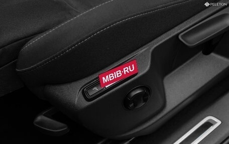 Volkswagen Tiguan II, 2021 год, 3 630 000 рублей, 26 фотография