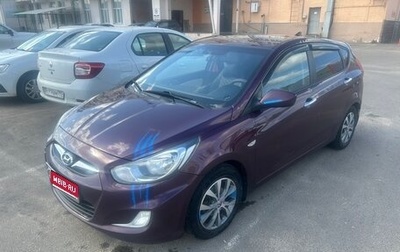 Hyundai Solaris II рестайлинг, 2012 год, 550 000 рублей, 1 фотография