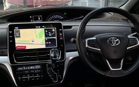 Toyota Estima III рестайлинг -2, 2018 год, 2 777 777 рублей, 18 фотография