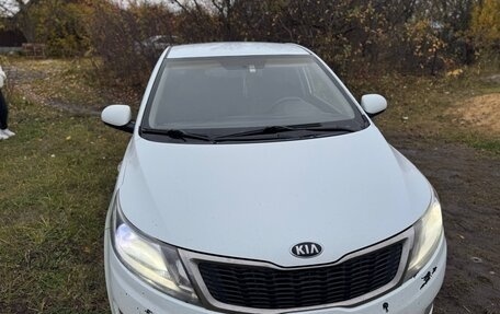 KIA Rio III рестайлинг, 2012 год, 700 000 рублей, 3 фотография