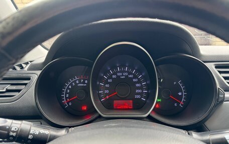 KIA Rio III рестайлинг, 2012 год, 700 000 рублей, 12 фотография