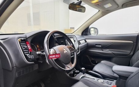 Mitsubishi Outlander III рестайлинг 3, 2014 год, 1 449 000 рублей, 20 фотография