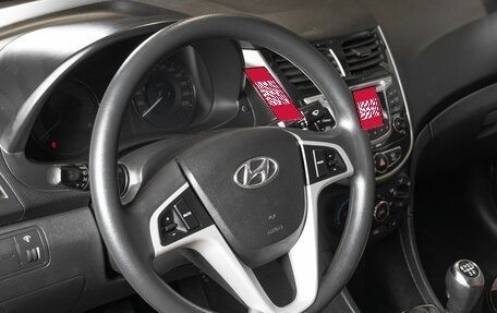 Hyundai Solaris II рестайлинг, 2013 год, 835 000 рублей, 3 фотография