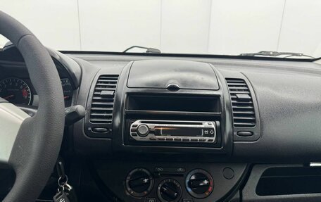 Nissan Note II рестайлинг, 2010 год, 660 000 рублей, 15 фотография