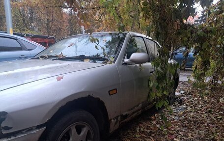 Nissan Skyline, 1997 год, 300 000 рублей, 5 фотография