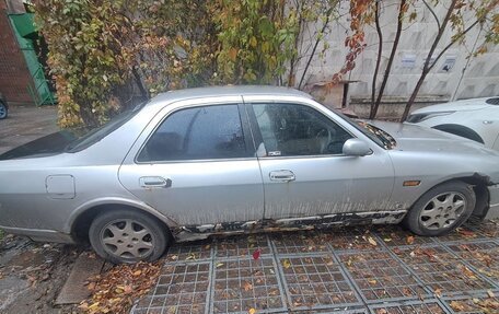 Nissan Skyline, 1997 год, 300 000 рублей, 2 фотография