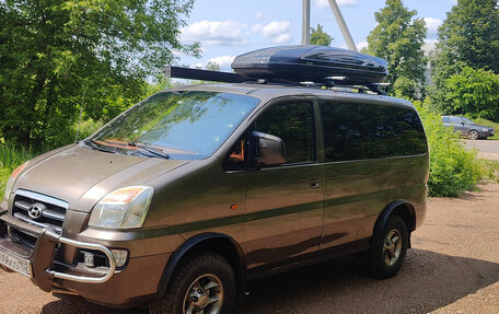 Hyundai H-1 II рестайлинг, 2007 год, 1 890 000 рублей, 3 фотография