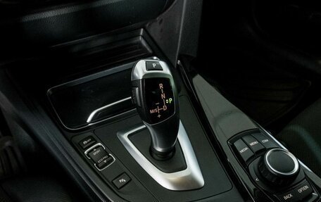 BMW 3 серия, 2018 год, 2 300 000 рублей, 12 фотография