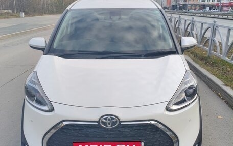 Toyota Sienta II, 2020 год, 1 620 000 рублей, 1 фотография