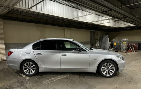 BMW 5 серия, 2005 год, 1 250 000 рублей, 8 фотография