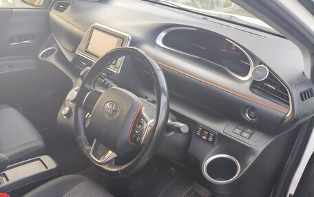 Toyota Sienta II, 2020 год, 1 620 000 рублей, 11 фотография