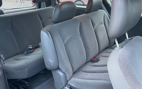 Dodge Caravan IV, 2005 год, 600 000 рублей, 20 фотография