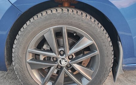 Skoda Rapid I, 2017 год, 999 000 рублей, 4 фотография