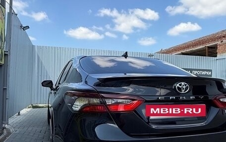 Toyota Camry, 2021 год, 2 890 000 рублей, 4 фотография