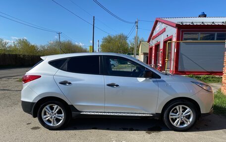 Hyundai ix35 I рестайлинг, 2011 год, 1 200 000 рублей, 6 фотография