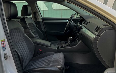 Skoda Superb III рестайлинг, 2017 год, 1 795 000 рублей, 8 фотография