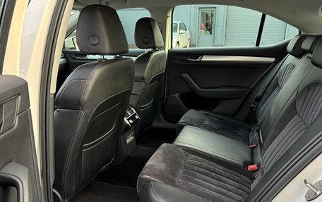 Skoda Superb III рестайлинг, 2017 год, 1 795 000 рублей, 11 фотография