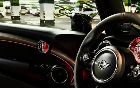 MINI Hatch, 2019 год, 2 200 000 рублей, 5 фотография