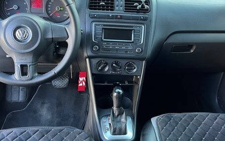 Volkswagen Polo VI (EU Market), 2012 год, 755 000 рублей, 24 фотография