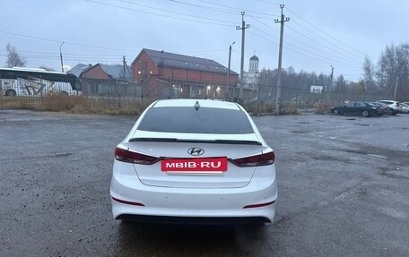 Hyundai Elantra VI рестайлинг, 2017 год, 1 550 000 рублей, 6 фотография