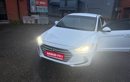 Hyundai Elantra VI рестайлинг, 2017 год, 1 550 000 рублей, 11 фотография