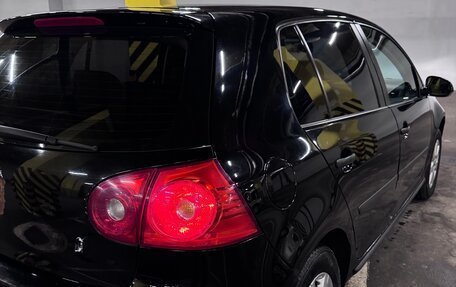 Volkswagen Golf V, 2004 год, 590 000 рублей, 4 фотография