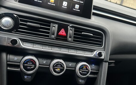 Genesis G70 I, 2018 год, 2 500 000 рублей, 3 фотография