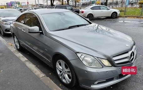 Mercedes-Benz E-Класс, 2010 год, 1 400 000 рублей, 5 фотография