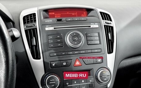KIA cee'd I рестайлинг, 2011 год, 890 000 рублей, 7 фотография