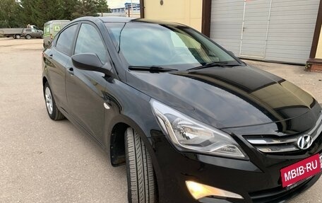 Hyundai Solaris II рестайлинг, 2015 год, 777 000 рублей, 3 фотография