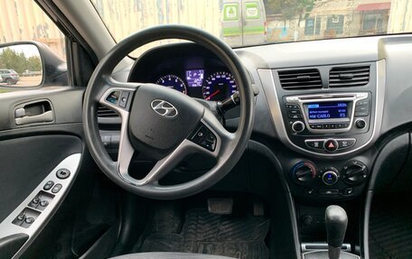 Hyundai Solaris II рестайлинг, 2015 год, 777 000 рублей, 10 фотография